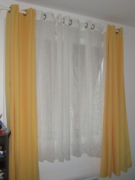 rideaux-jaunes